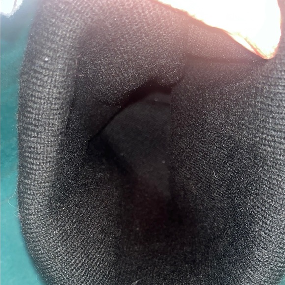 EUC Carhartt Black Wool Beanie - Picture 6 of 6